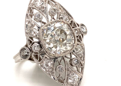 14k White gold with 2.33 ct antique setting